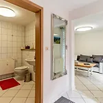 Ribeiro Tesouro Apartman *